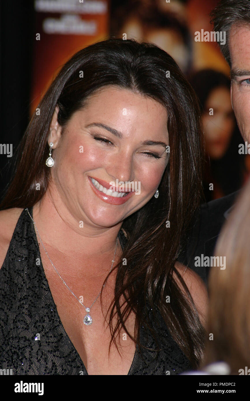 'After The Sunset' Premiere Keely Shaye Smith 11-04-2004 Photo by Joseph Martinez / PictureLux  File Reference # 21990 0102-picturelux  For Editorial Use Only - All Rights Reserved Stock Photo