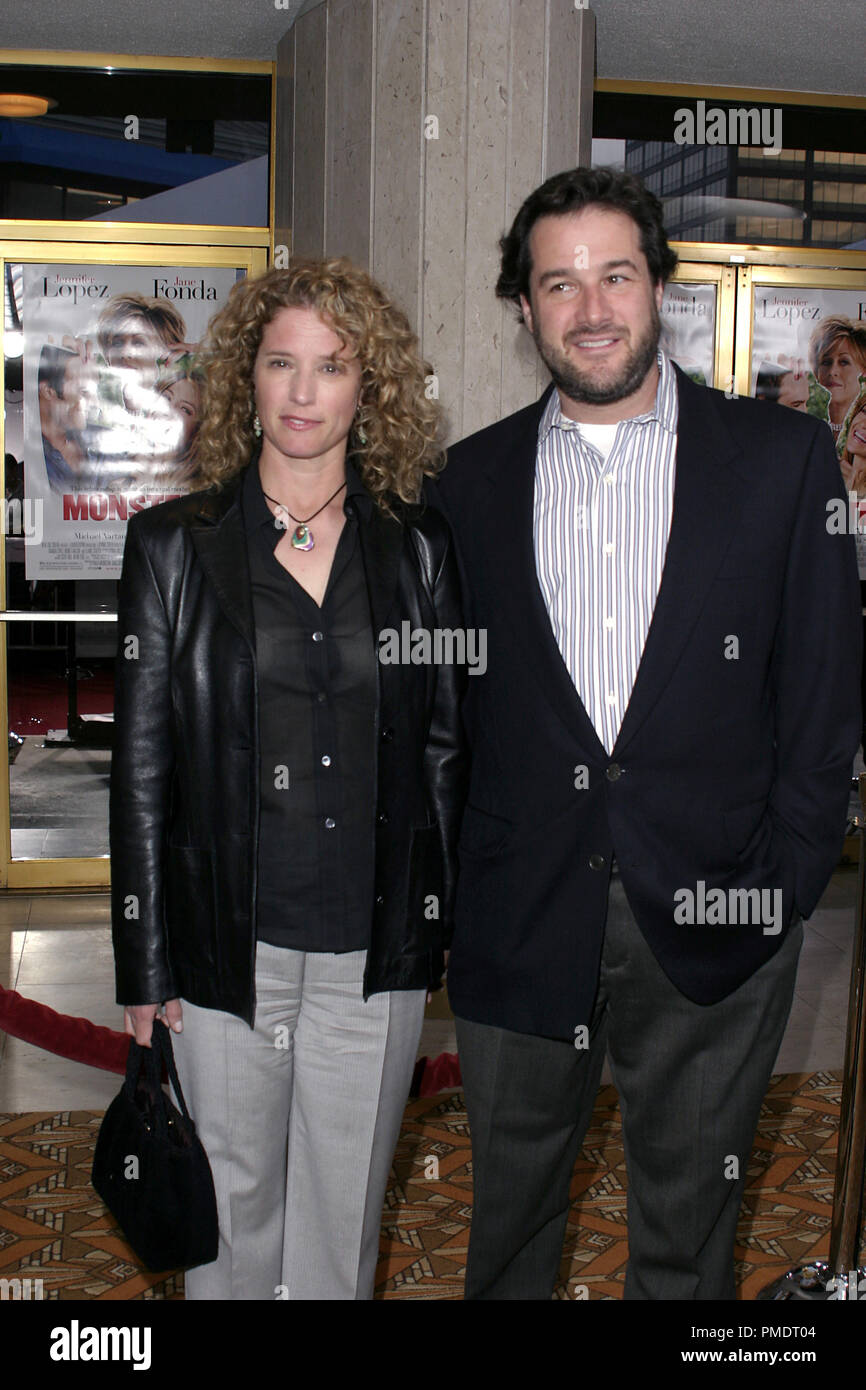 "Monster in Law" (Premiere) Nancy Travis, Robert N. Fried 04 29 2005 / Mann National Theatre