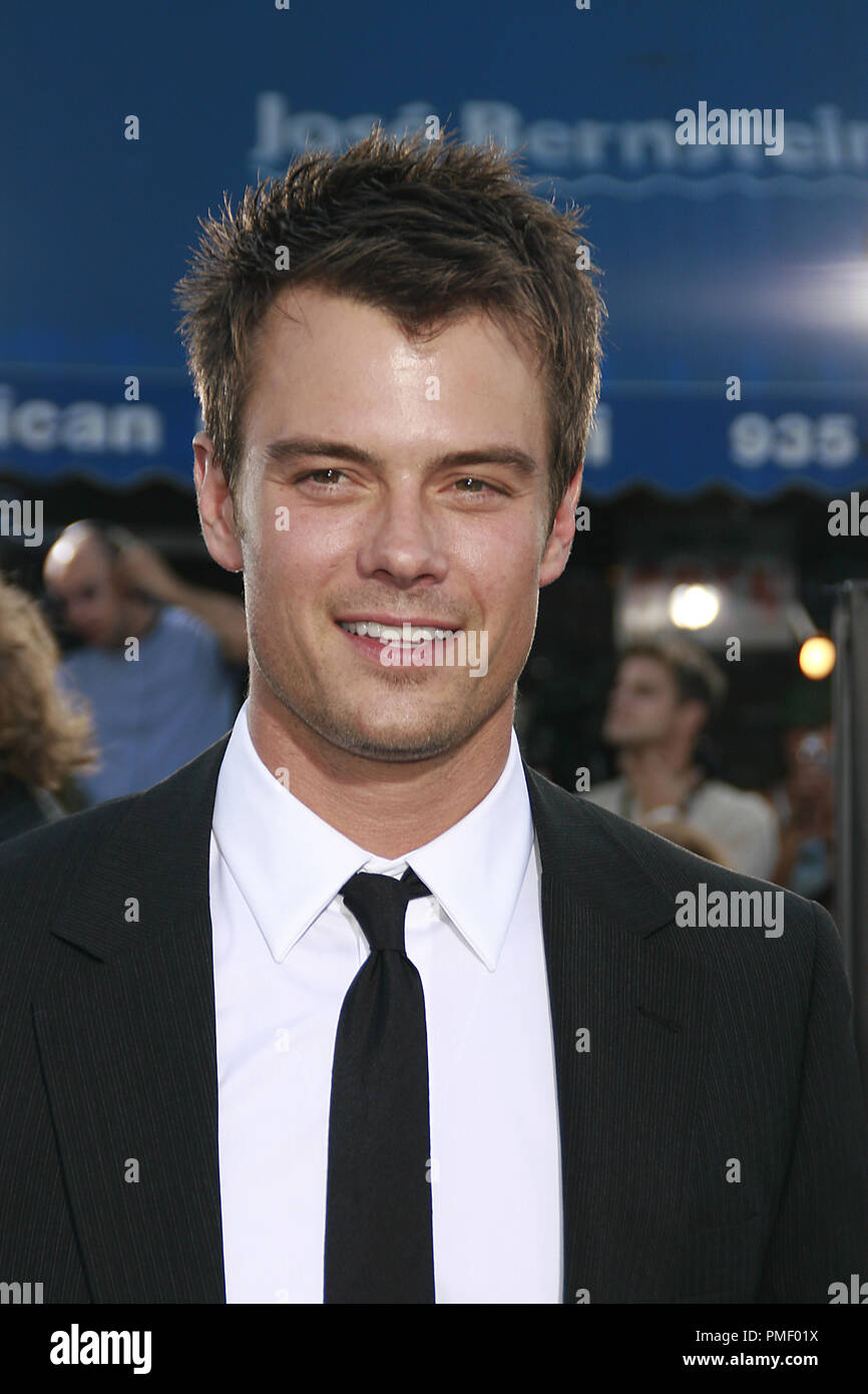 "Transformers" (Premiere) Josh Duhamel 6272007 / Mann's Village