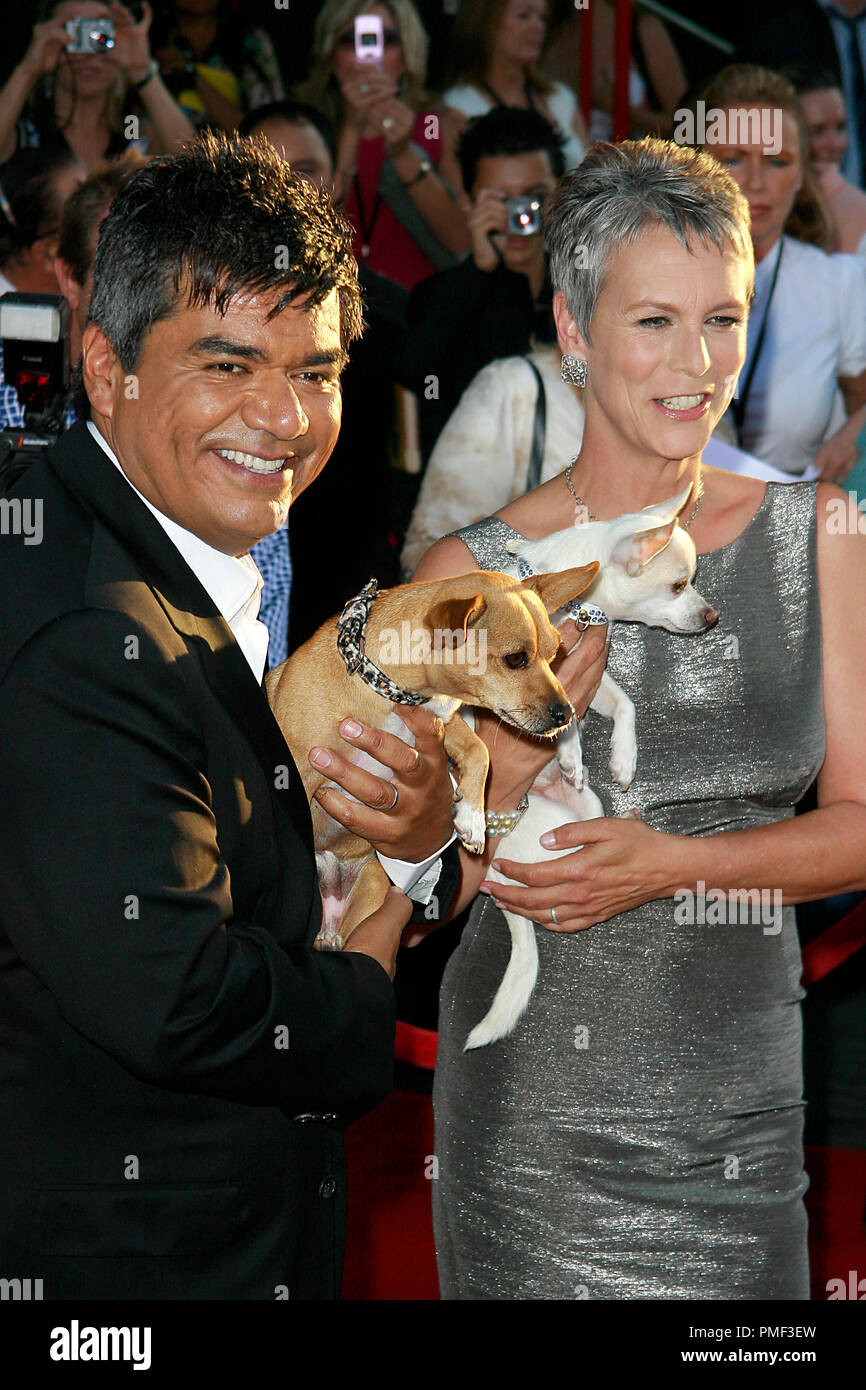 "Beverly Hills Chihuahua" Premiere Lopez, Jamie Lee Curtis 918