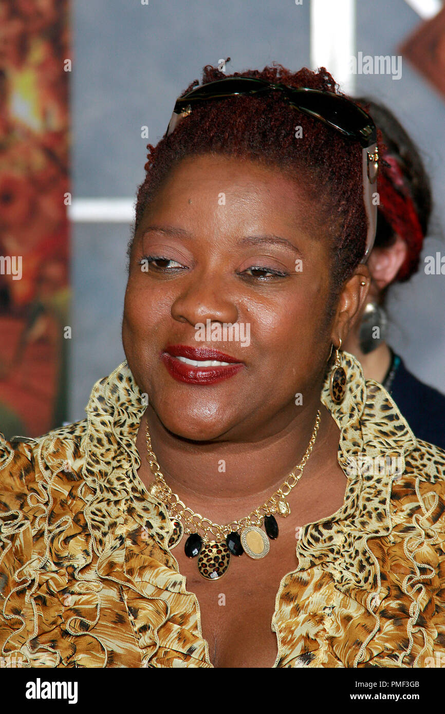 Beverly Hills Chihuahua Premiere Loretta Devine 9-18-2008 / El Capitan