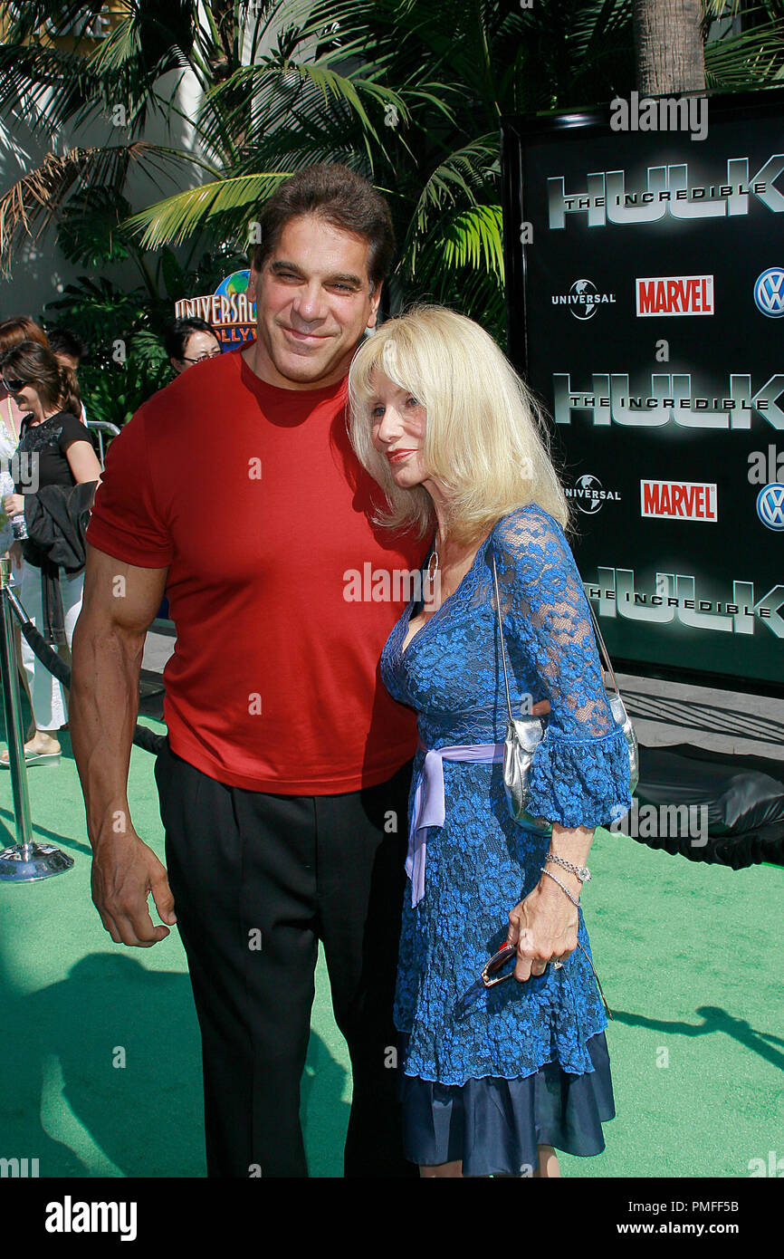 Lou ferrigno incredible hulk hi-res stock photography and images - Alamy