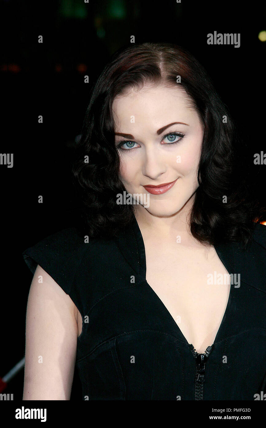 The Wrestler Premiere Evan Rachel Wood 11 6 08 Grauman S Chinese Theater Hollywood Ca Fox Searchlight Photo C Joseph Martinez Picturelux File Reference 0035jm For Editorial Use Only All Rights Reserved Stock Photo Alamy