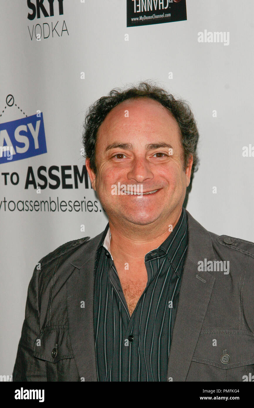 Kevin Pollak at the Premiere of 