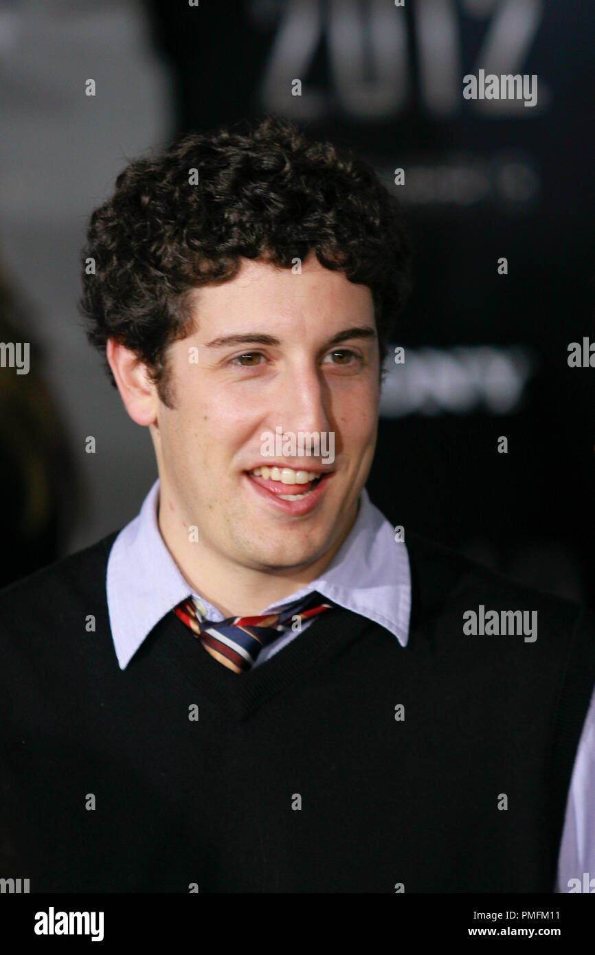 Jason Biggs at the Premiere of Columbia Pictures &ldquo;2012&rdquo;. Arrivals held