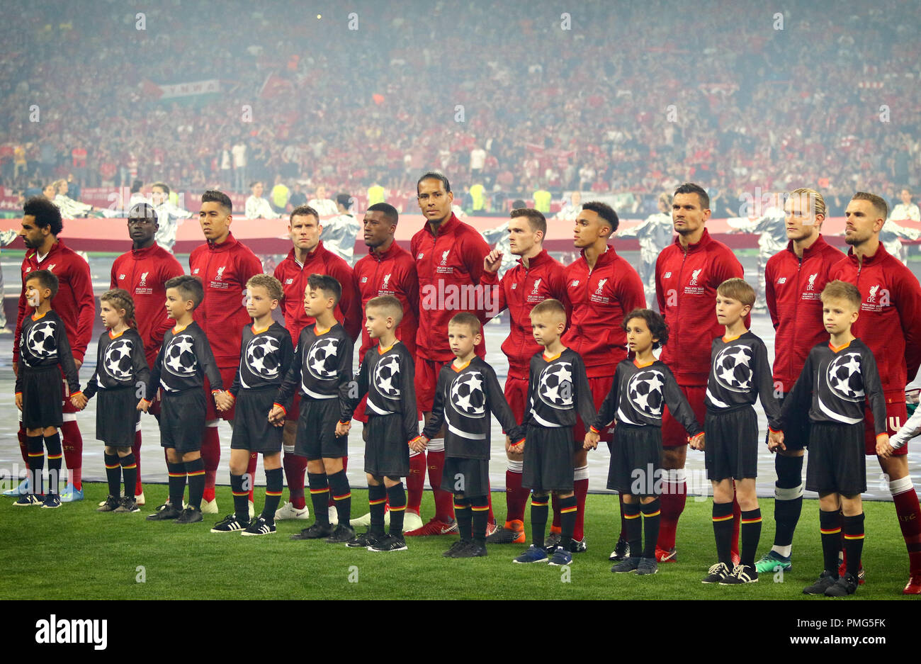 KYIV, UKRAINE - MAY 26, 2018: Liverpool players listen to Champions League  Anthem before the UEFA Champions League Final 2018 game against Real Madrid  Stock Photo - Alamy