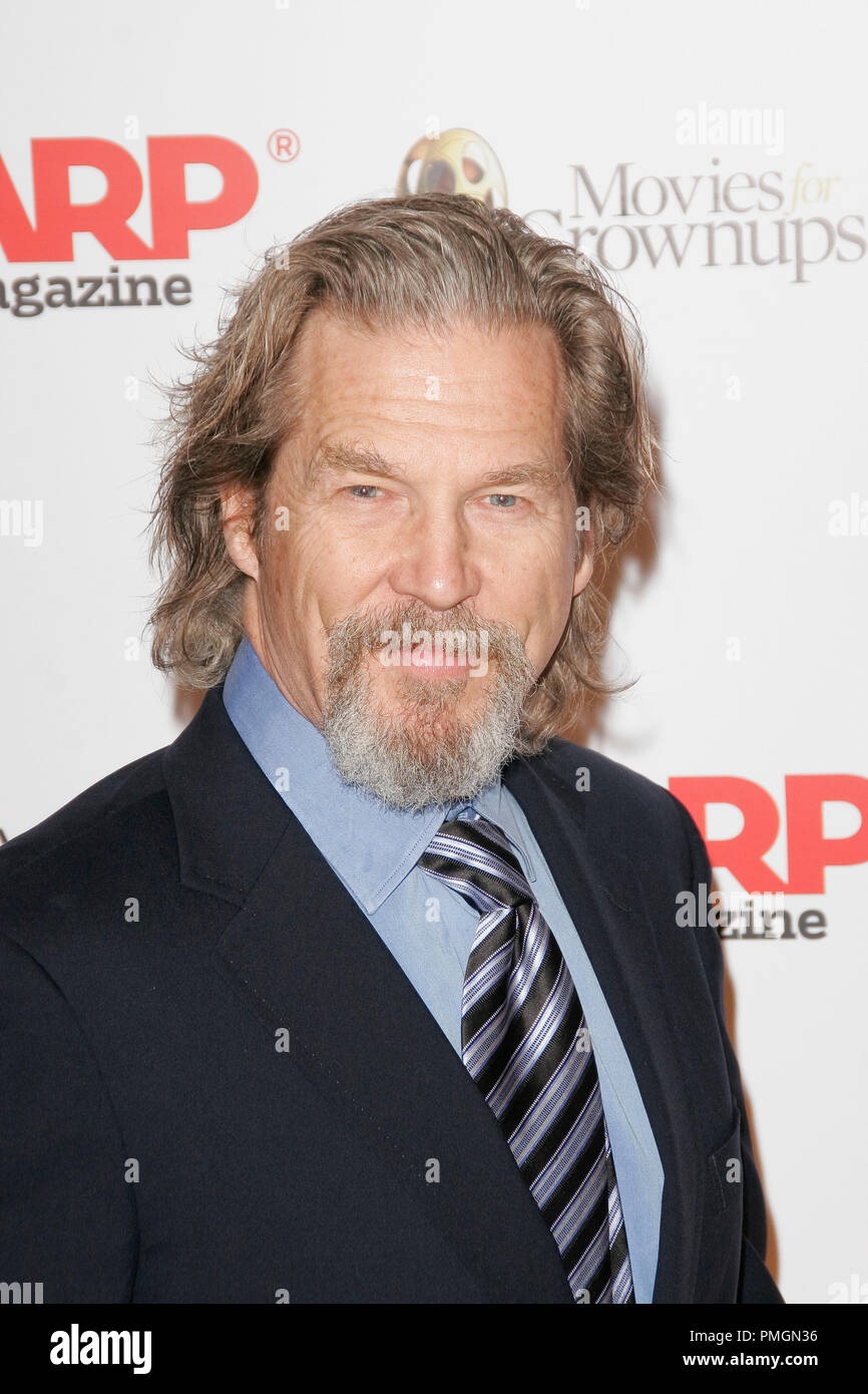 Jeff Bridges at the 9th Annual Movies for Grownups Awards. Arrivals held at the Beverly Wilshire Hotel in Beverly Hills, CA February 16, 2010. Photo by PictureLux File Reference # 30131 045PLX   For Editorial Use Only -  All Rights Reserved Stock Photo