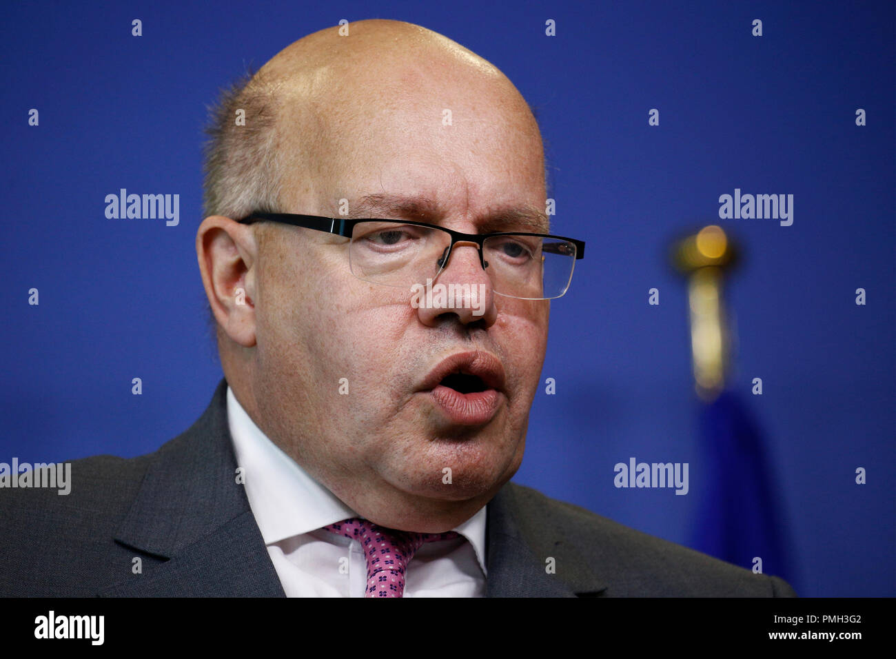 Brussels, Belgium. 18th September 2018.Vice-President of the EU Commission Maros Sefcovic and German Federal Minister of Finance, Peter Altmaier give a press briefing at the end of their meeting. Alexandros Michailidis/Alamy Live News Stock Photo