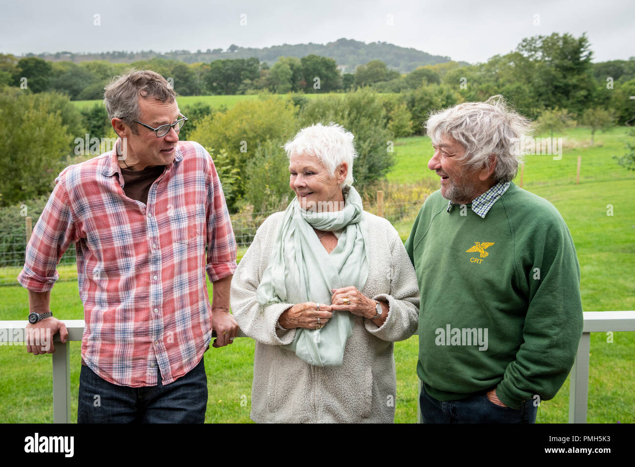 Babers Farm, Marshwood, Dorset UK 18th September 2018. Dame Judi Dench (Trust Patron), Hugh Fearnley-Whittingstall and Robin Page (Trust Chairman) meet at the Countryside Restoration Trust Farm. This was one of several events marking the 25th Anniversary of the Trust whose aim is for conservation improvements to be carried out alongside practical farming and land management. Credit: Julian Eales/Alamy Live News Stock Photo