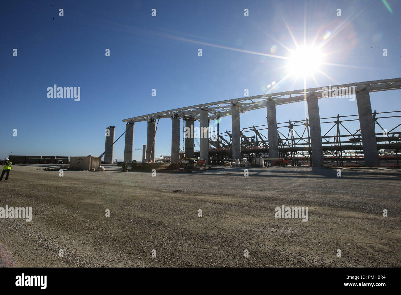 Los Angeles, CA, USA. 18th Sep, 2018. LA Stadium & Entertainment District at Hollywood Park Tour in Inglewood, Ca on September 18, 2018. Jevone Moore Credit: csm/Alamy Live News Stock Photo