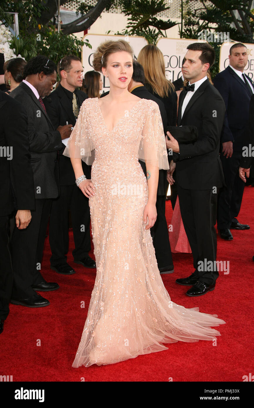 Scarlett johansson red carpet hi-res stock photography and images - Alamy