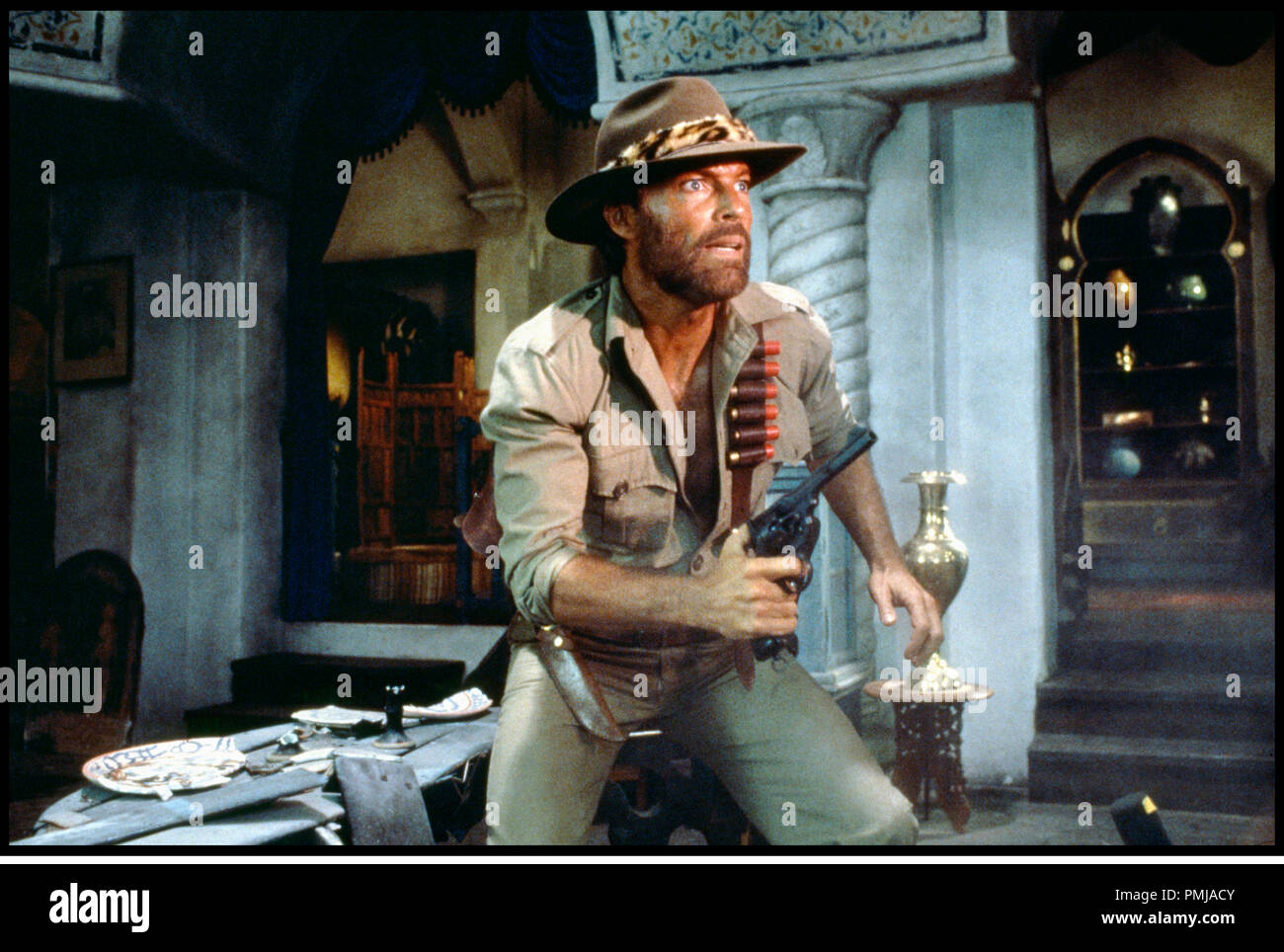 Allan Quatermain Et Les Mines Du Roi Salomon Patrick Swayze Allan Quatermain Stock Photos & Allan Quatermain Stock Images - Alamy