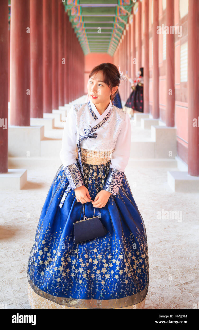 Korean traditional hi-res stock photography and images - Alamy