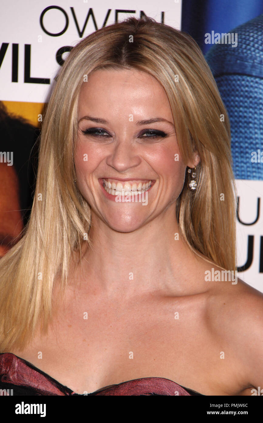 reese witherspoon teeth