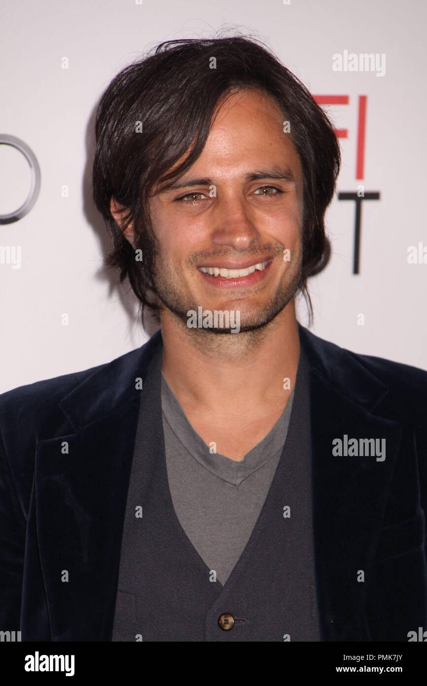 Gael Garcia Bernal 11 07 2010 Abel Premiere Grauman S Chinese Gael Garcia Bernal 11072010 Abel Premiere Graumans Chinese Theatre Hollywood Photo By Izumi File Reference 30675 011plx For Editorial Use Only All Rights Reserved PMK7JY 