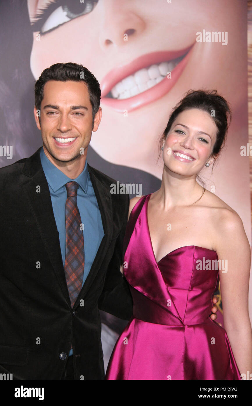 Zachary Levi Mandy Moore
