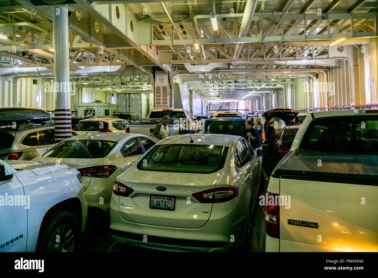 Usa Canada Border Cars Stock Photos Usa Canada Border Cars Stock