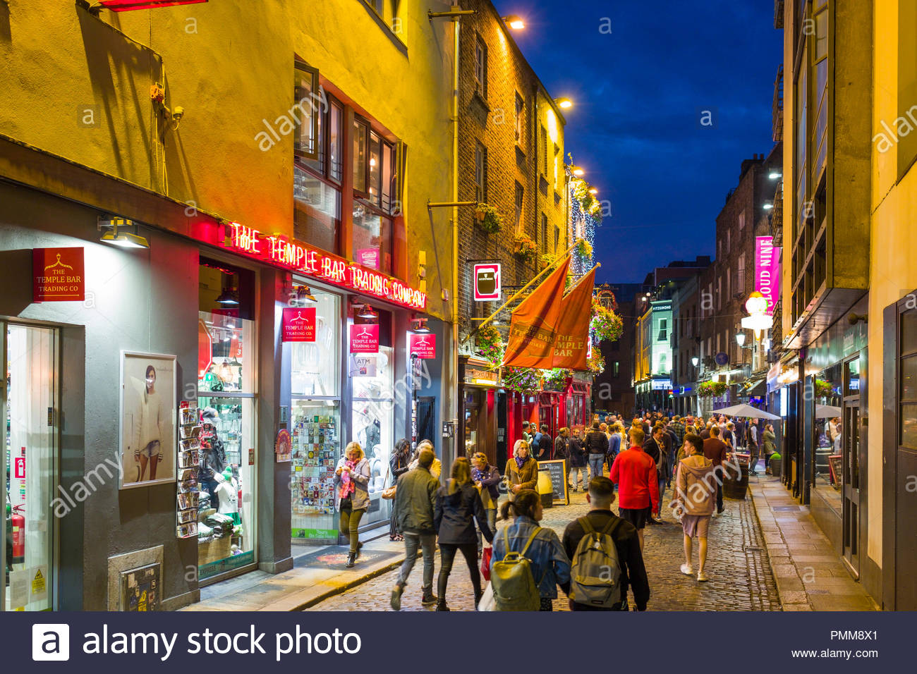 Ireland Nightlife High Resolution Stock Photography and Images Alamy