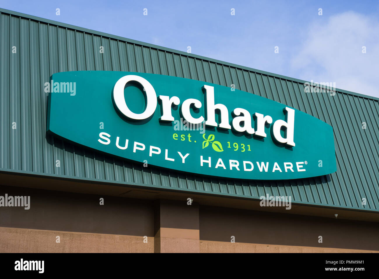 Orchard hardware store hires stock photography and images Alamy