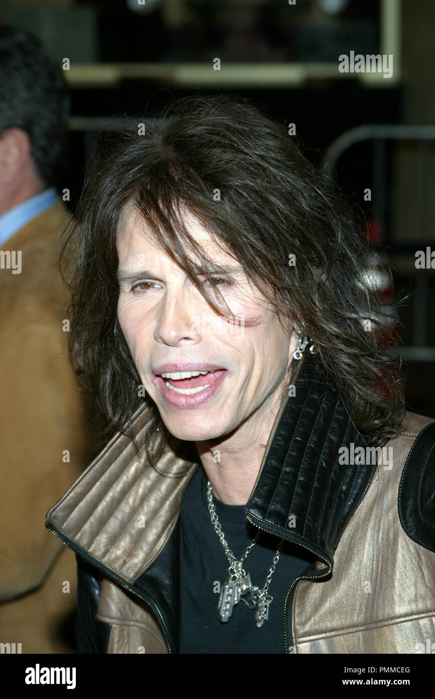 Steven Tyler 02/14/2005 'Be Cool' Premiere @ Grauman's Chinese Theatre, Hollywood  Photo by Akira Shimada / HNW/ PictureLux File Reference # 31257 010HNW  For Editorial Use Only -  All Rights Reserved Stock Photo