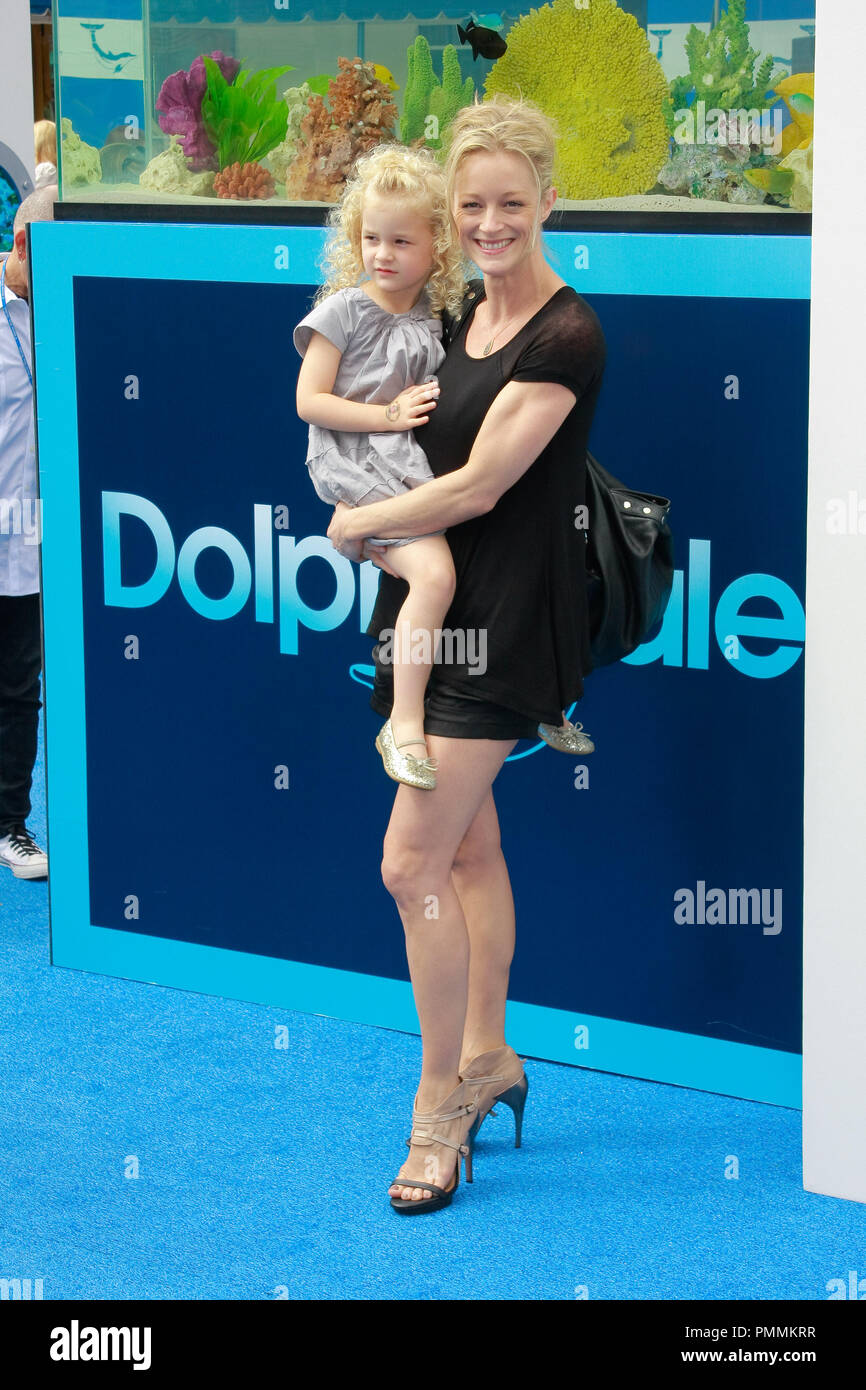 Teri Polo and daughter Bayley at the World Premiere of Warner Brothers