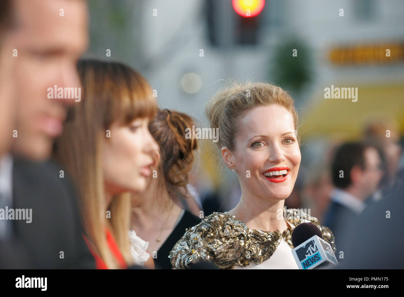 https://c8.alamy.com/comp/PMN175/leslie-mann-at-the-world-premiere-of-universal-pictures-the-change-up-arrivals-held-at-the-village-theatre-in-westwood-ca-august-1-2011-photo-by-joe-martinez-picturelux-PMN175.jpg