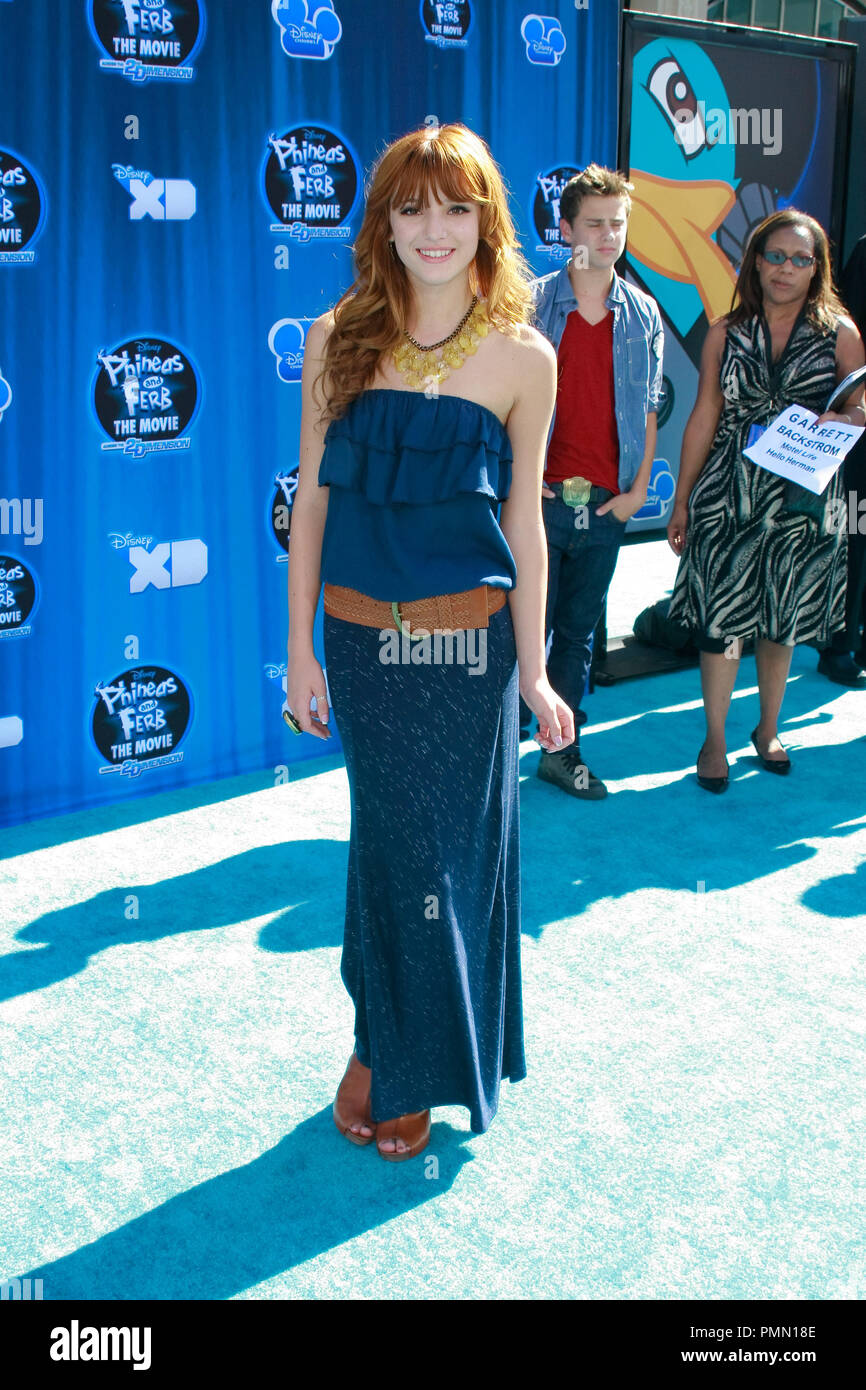 Bella Thorne Disney Hi Res Stock Photography And Images Alamy