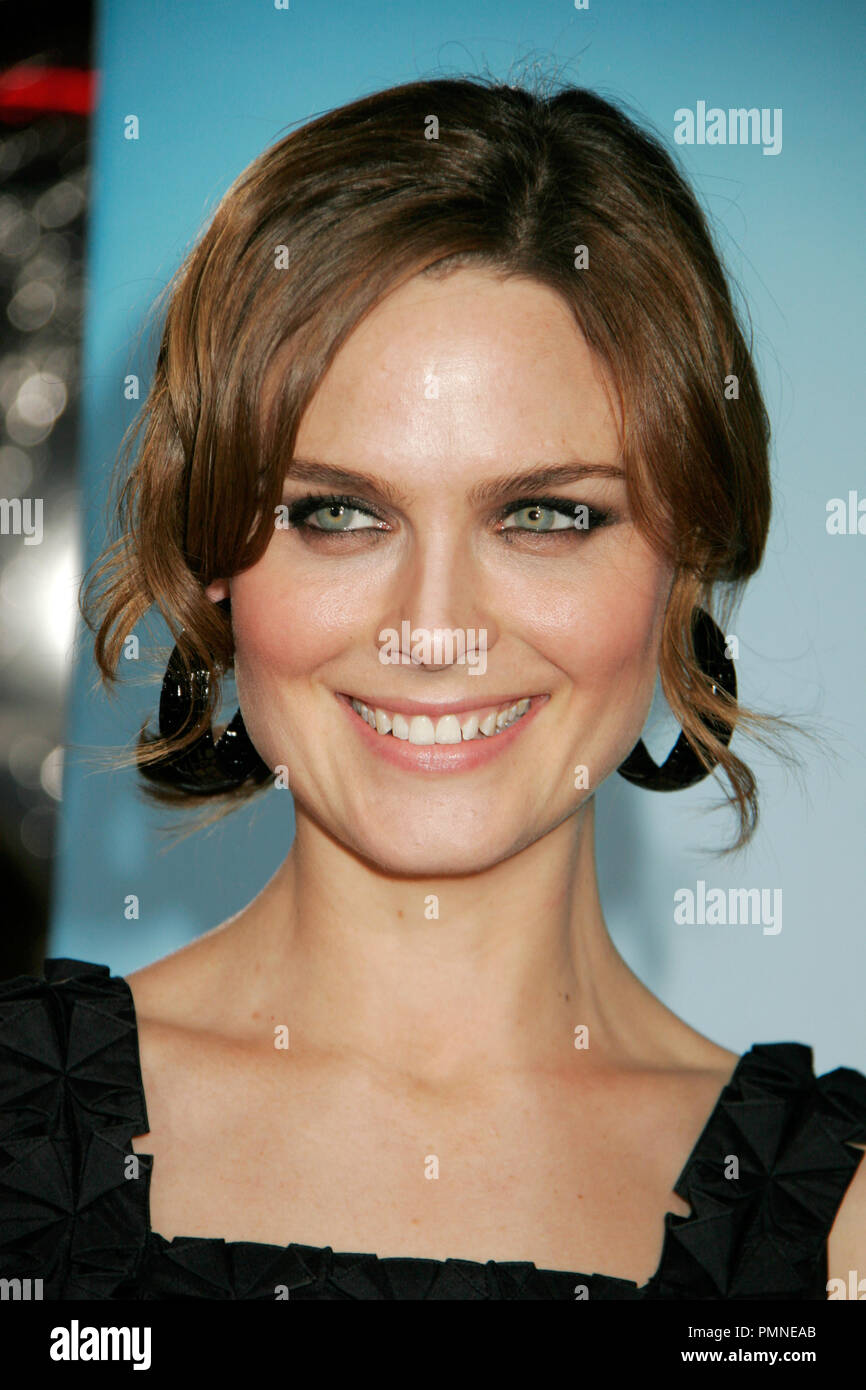 12/17/2008 Emily Deschanel 'Yes Man' Premiere  @ Mann Village Theatre, Westwood  Photo by Megumi Torii /HNW / Picturelux File Reference # 31320 020HNW  For Editorial Use Only -  All Rights Reserved Stock Photo