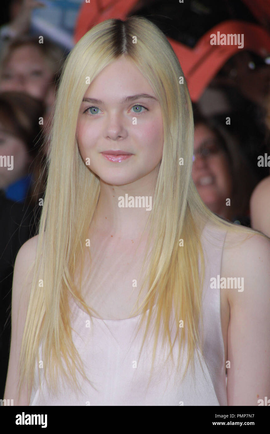 Elle Fanning 11/12/2012 'The Twilight Saga: Breaking Dawn - Part2' Premiere held at Nokia Theater at L.A. Live in Los Angeles, CA Photo by Izumi Hasegawa / HNW / PictureLux Stock Photo