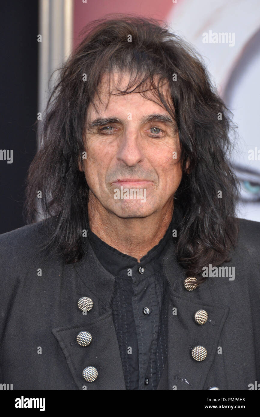 Alice Cooper at the Dark ShadowsPremiere. Arrivals held at Grauman's  Chinese Theatre in Los Angeles