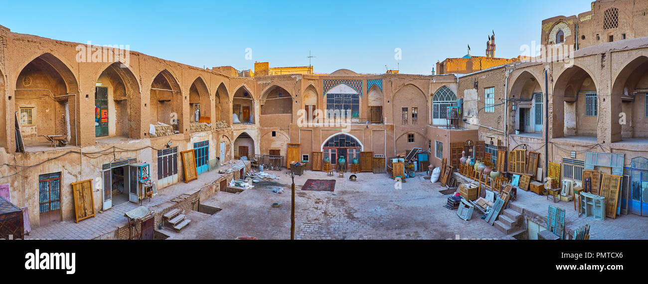 Kashan Iran October 22 2017 The Courtyard Of Old Caravanserai With