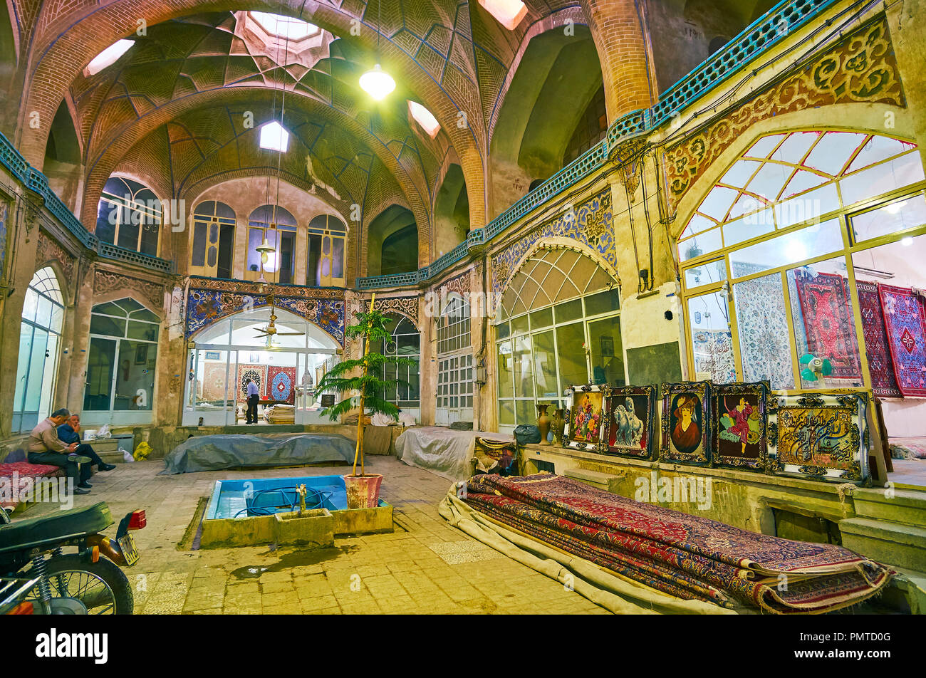 Kashan Iran October 22 2017 The Carpet Shops In Medieval