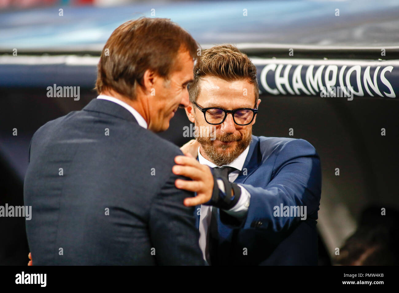 Julen Lopetegui of Real Madrid and Eusebio Di Francesco of Roma during the Champions League football match between Real Madrid and AS Roma on September 19th, 2018 at Santiago Bernabeu stadium in Madrid, Spain. 19th Sep, 2018. Credit: AFP7/ZUMA Wire/Alamy Live News Stock Photo