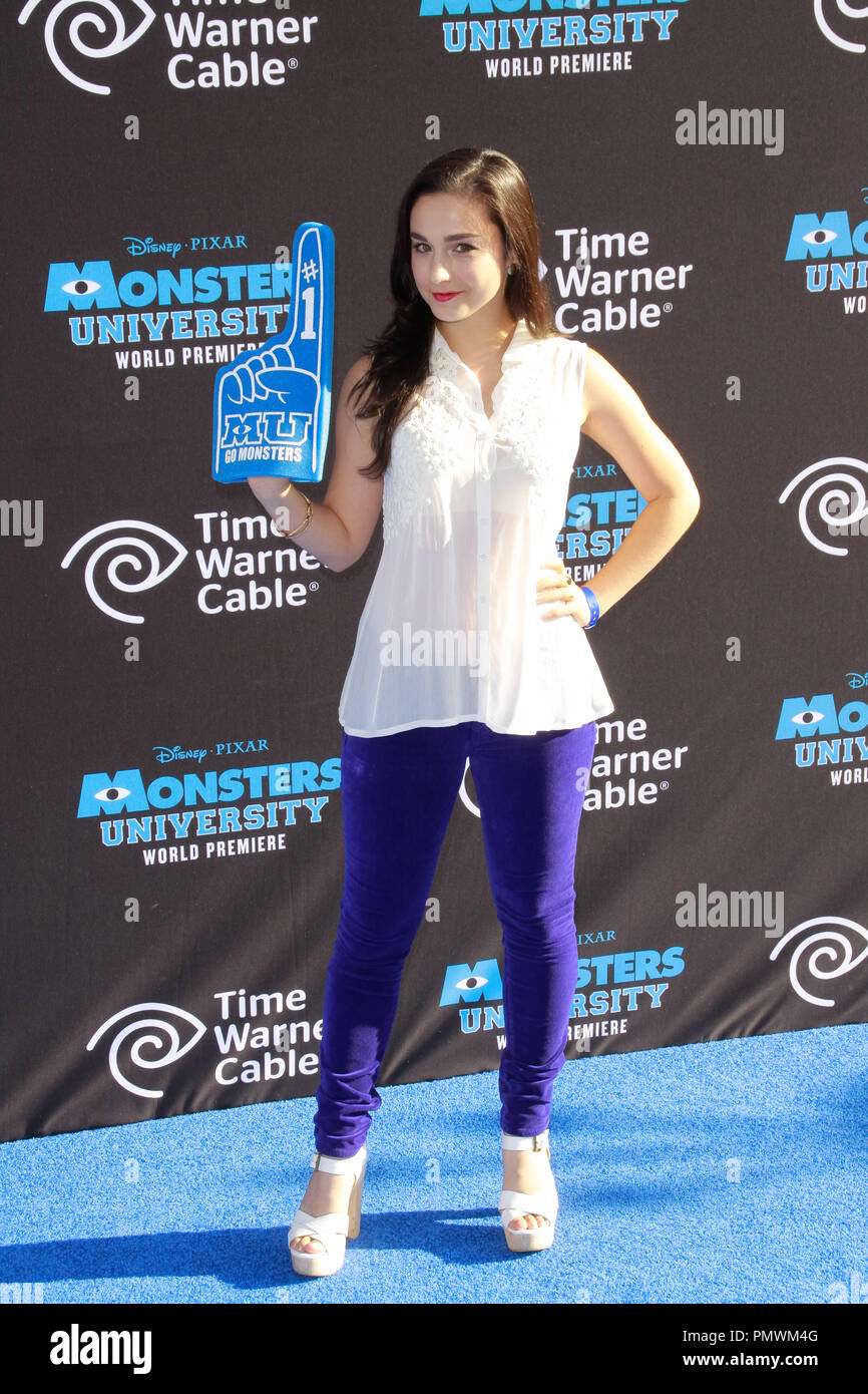 Molly ephraim nipple