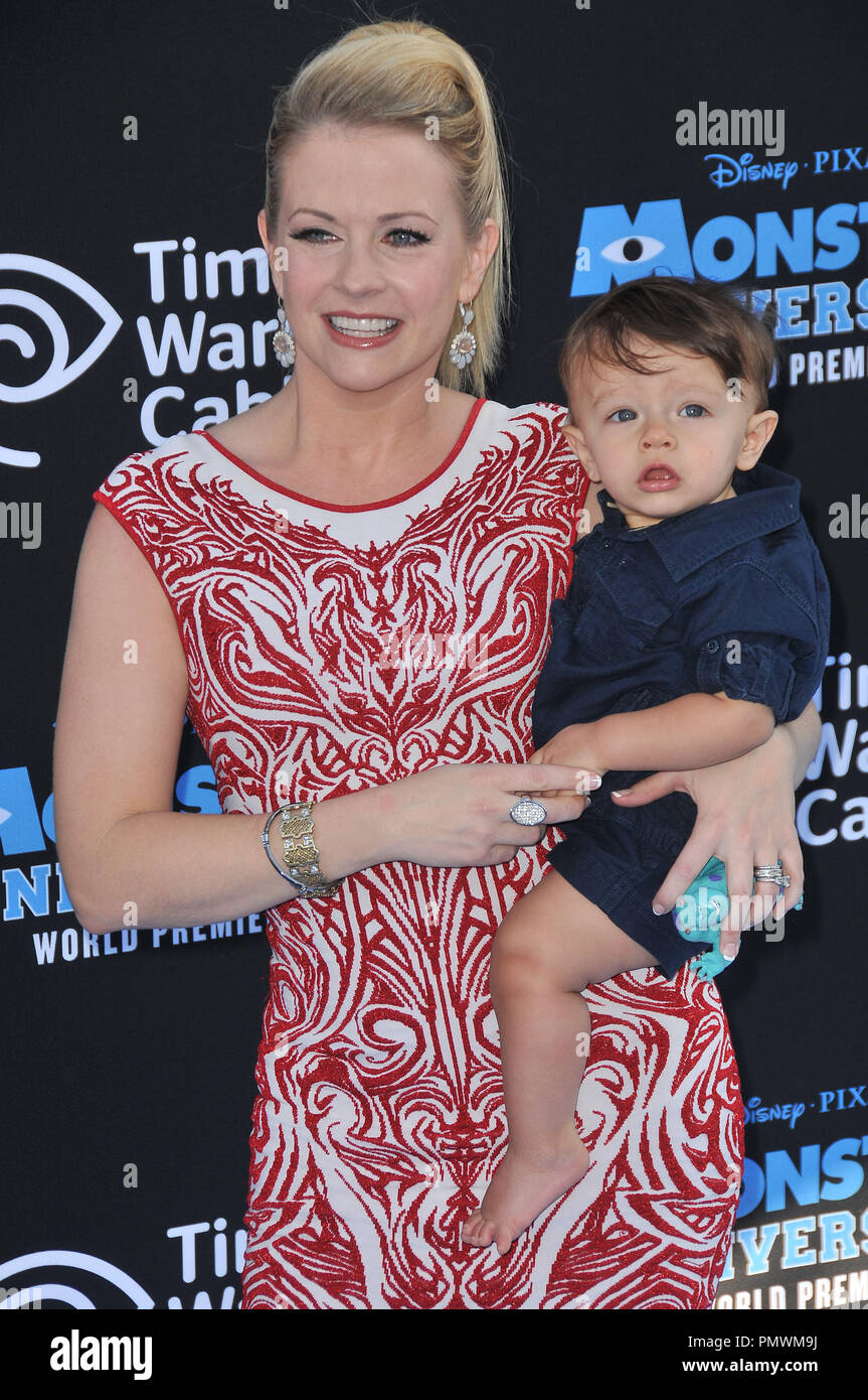 Melissa Joan Hart And Tucker Mcfadden Wilkerson High Resolution Stock