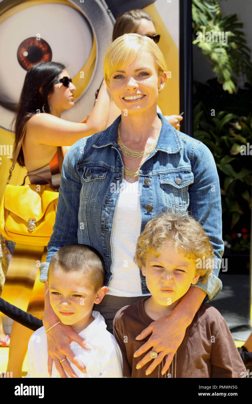 Jaime Pressly and children at the World Premiere of Universal Pictures\