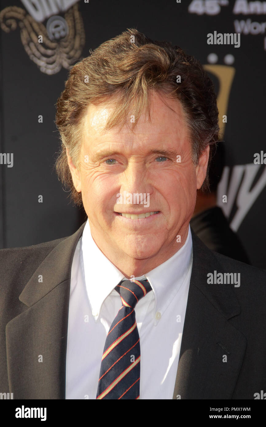 Robert hays hi-res stock photography and images - Alamy