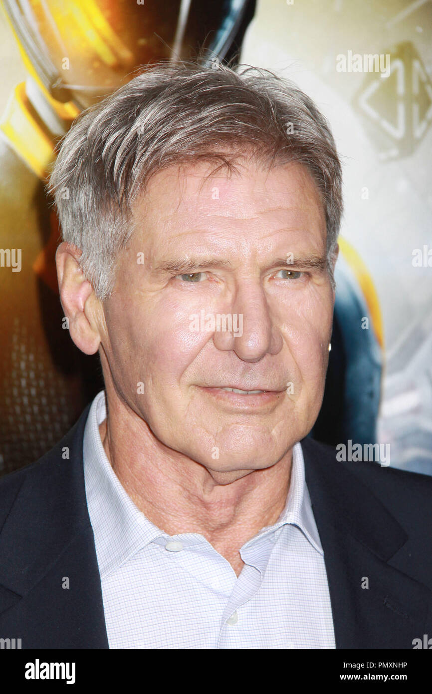 Harrison ford ender's game hi-res stock photography and images - Alamy