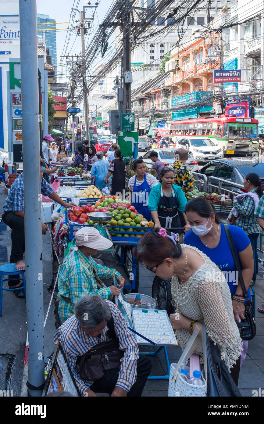Street food vendors in Bangkok, Thailand Stock Photo