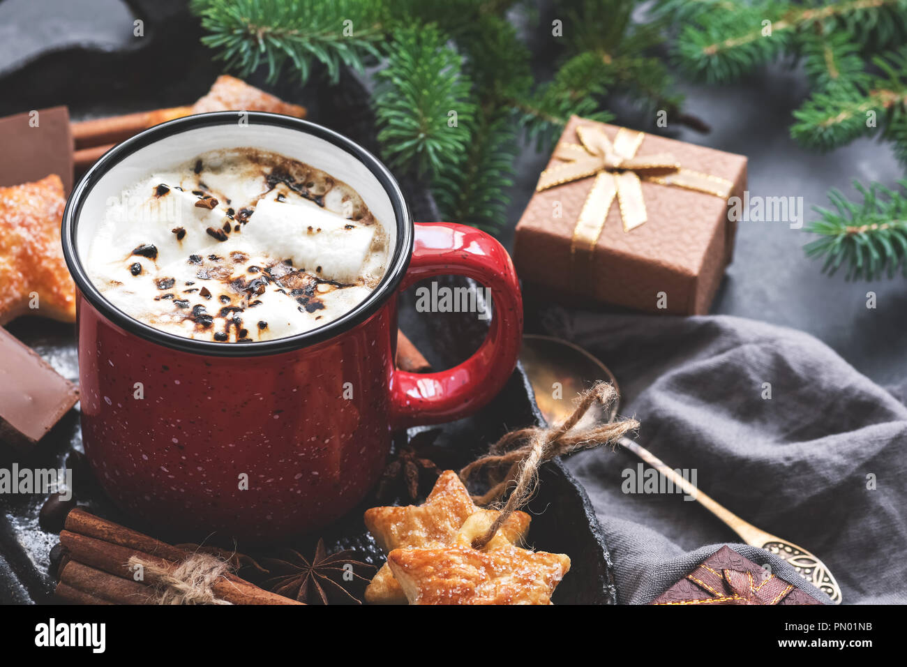 Download Mug Of Hot Chocolate High Resolution Stock Photography And Images Alamy Yellowimages Mockups