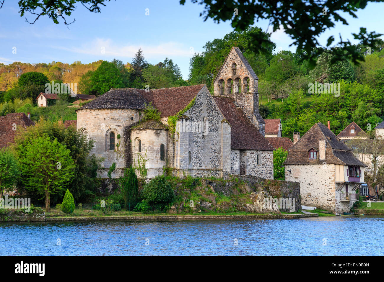 France, Correze, Dordogne valley,  Beaulieu sur Dordogne, Penitents chapel along the Dordogne river // France, Corrèze (19), vallée de la Dordogne, Be Stock Photo