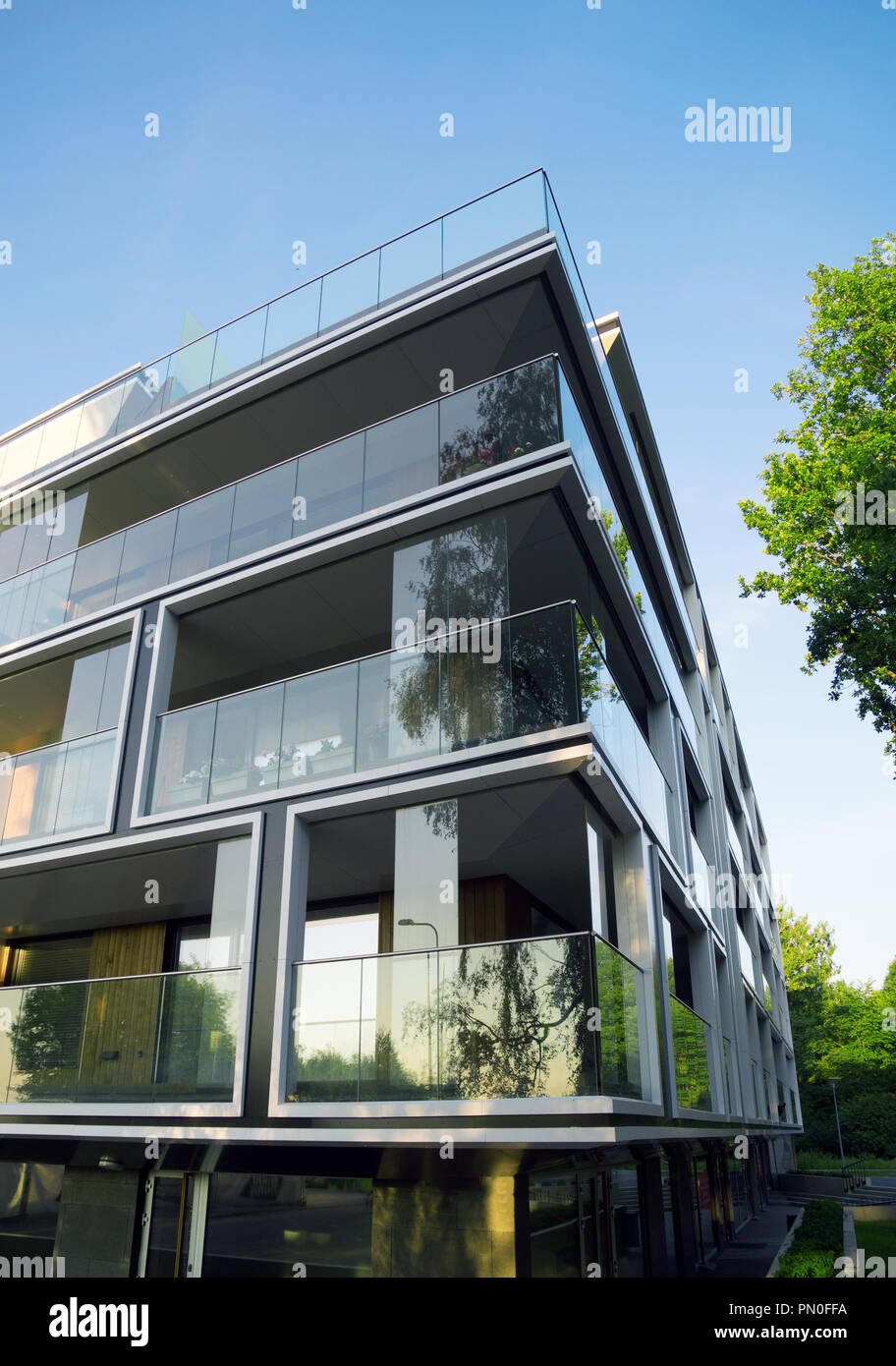 Facade of new modern apartment building Stock Photo - Alamy