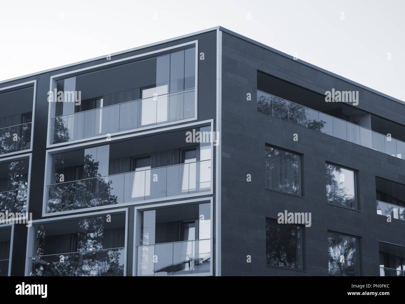 Facade of new modern apartment building Stock Photo - Alamy