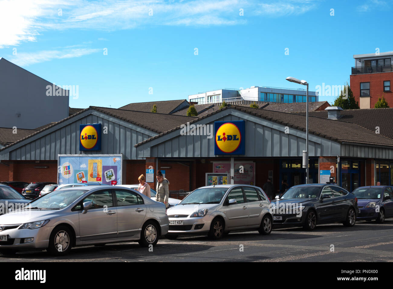 Exterior view of the German discount supermarket chain Lidl on London Rd Liverpool Stock Photo