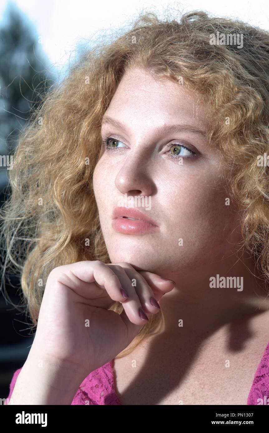 Pretty blonde female model hi-res stock photography and images - Alamy