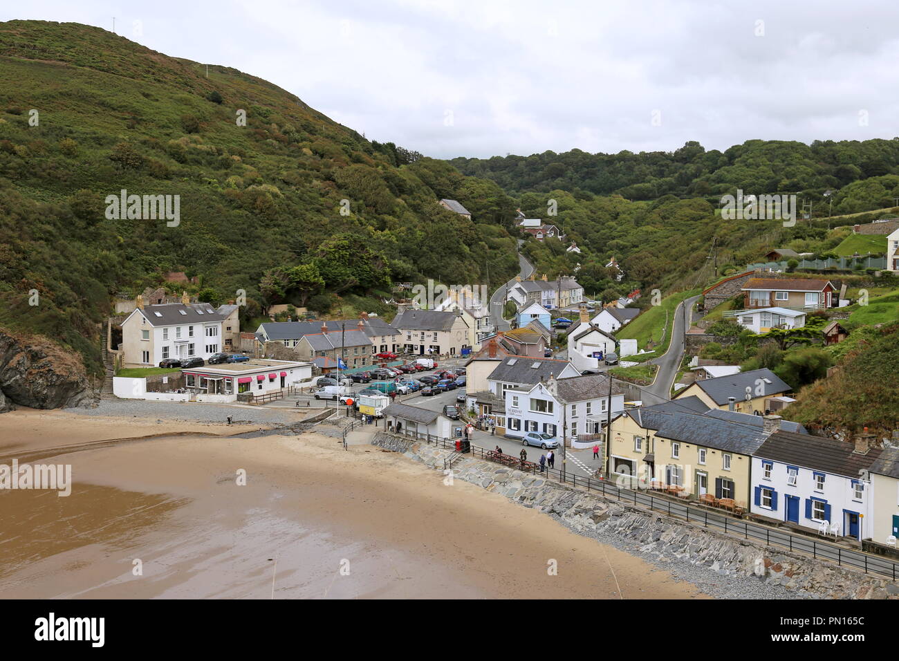 Llangrannog pentre hires stock photography and images Alamy
