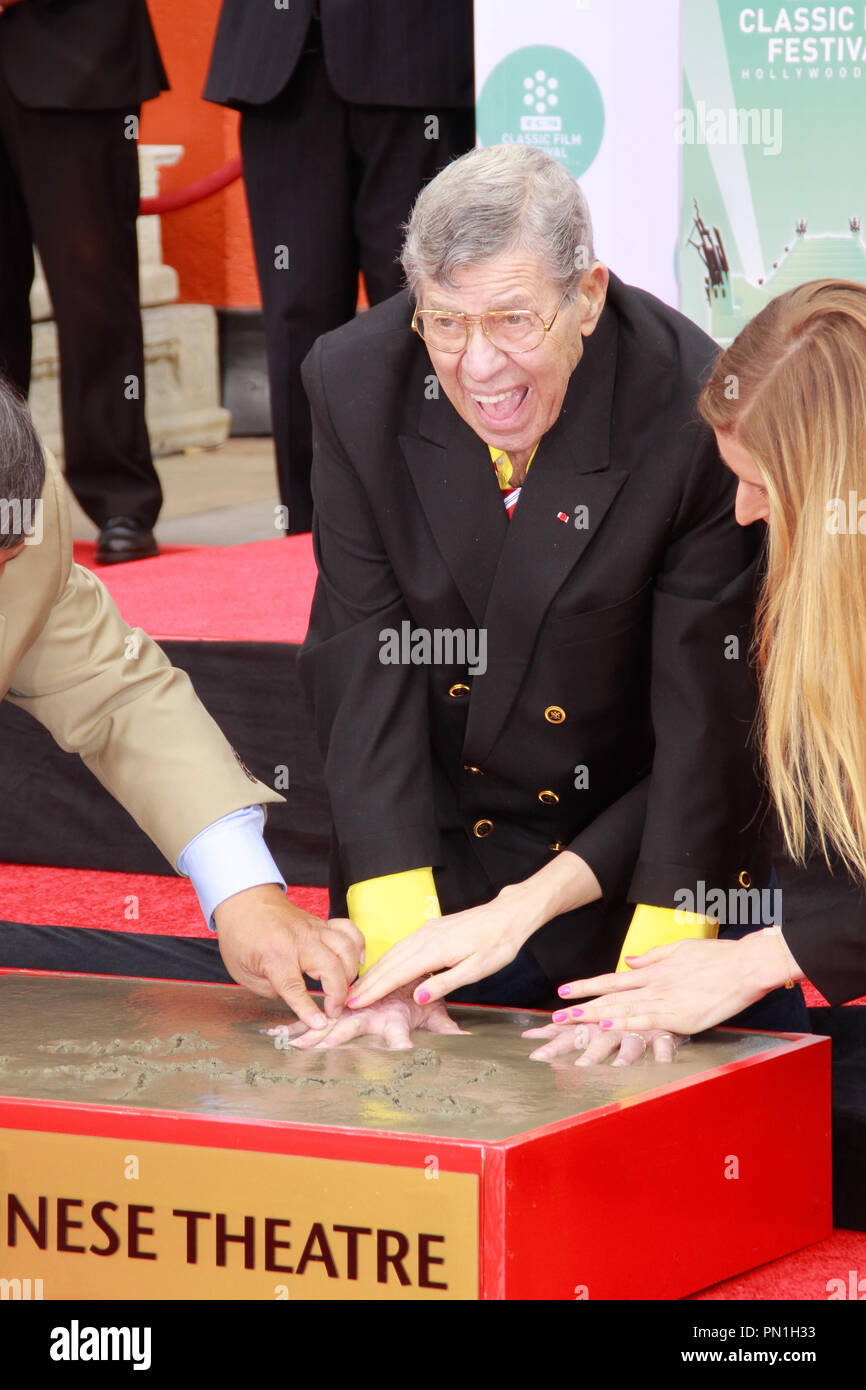 Chinese Theater Handprint and Footprint Ceremony: Gena Rowlands