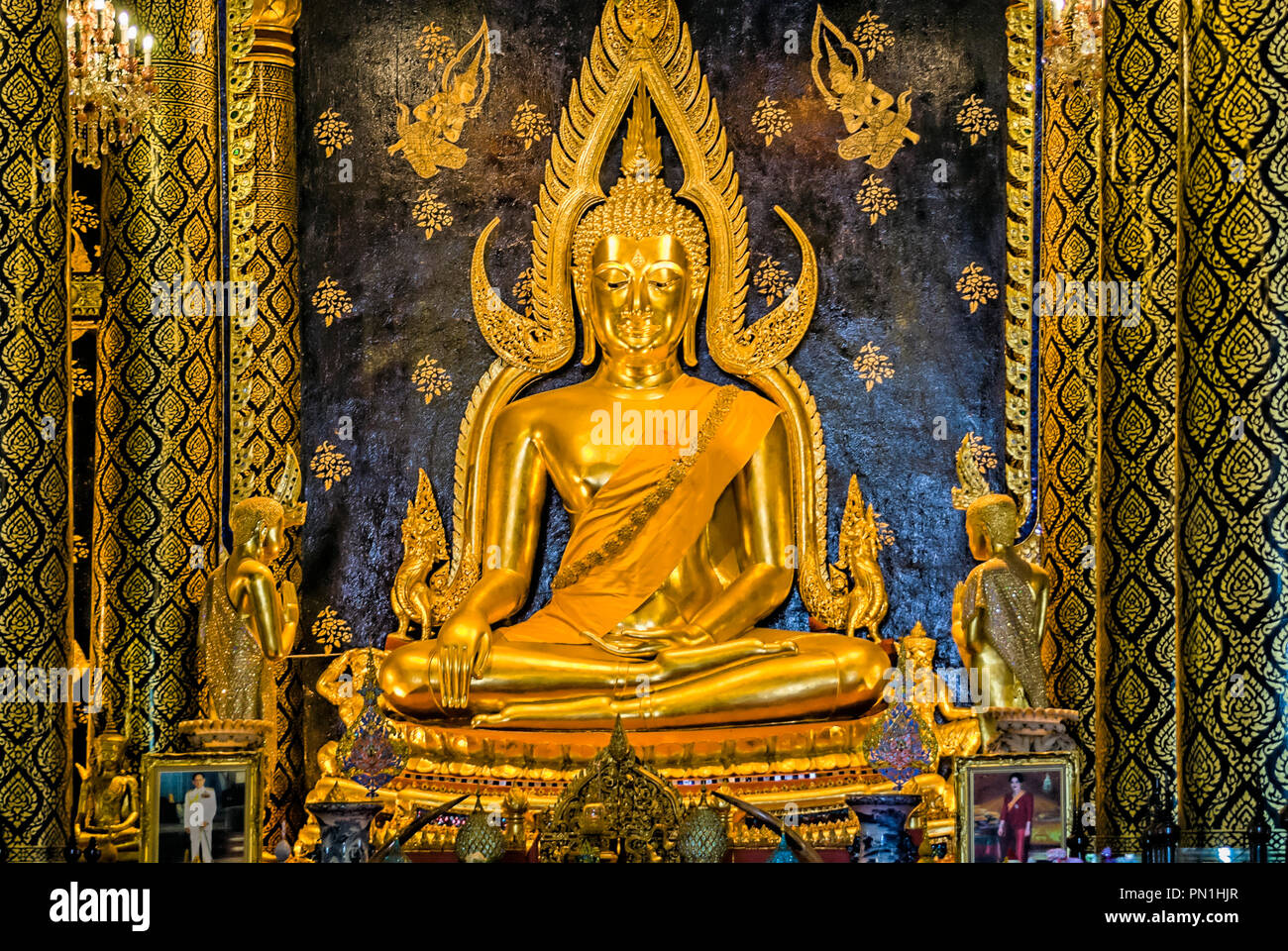 Golden Buddha inside Wat Phra Sri Rattana Mahathat, Phitsanulok, Northern Thailand Stock Photo
