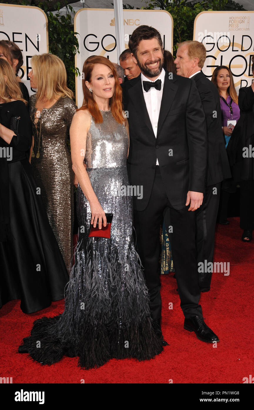 Julianne Moore & Bart Freundlich at the 72nd Annual Golden Globe Awards at the Beverly Hilton Hotel, Beverly Hills. January 11, 2015  Beverly Hills, CA Photo by JRC / PictureLux   File Reference # 32537 949JRCPS  For Editorial Use Only -  All Rights Reserved Stock Photo