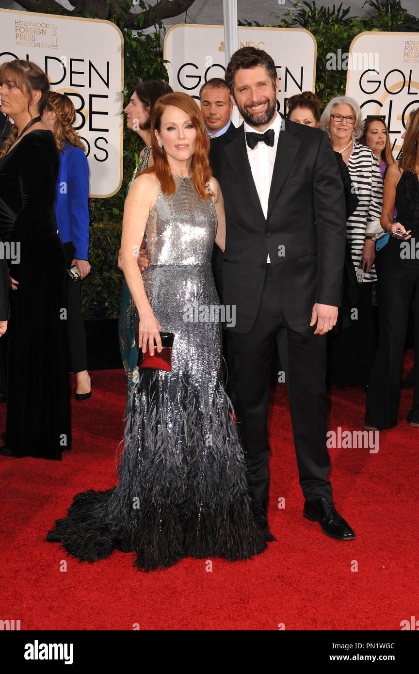 Julianne Moore & Bart Freundlich at the 72nd Annual Golden Globe Awards at the Beverly Hilton Hotel, Beverly Hills. January 11, 2015  Beverly Hills, CA Photo by JRC / PictureLux   File Reference # 32537 950JRCPS  For Editorial Use Only -  All Rights Reserved Stock Photo